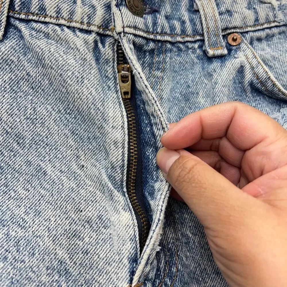 Vintage‎ Levi's 505 Distressed Shorts Women's 10/30 Orange Tab Made in USA